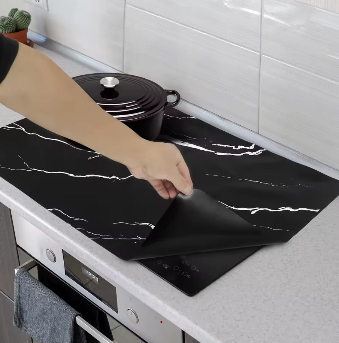 Induction Cooktop Mat Silicone Cooker Covers Anti-Scratch - Problems Solved