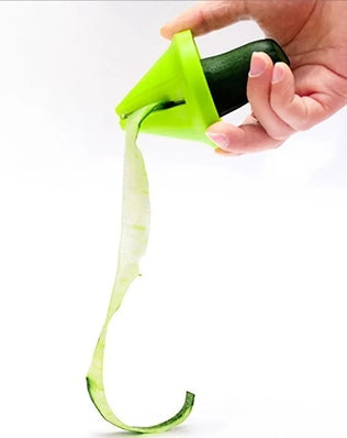 Kitchen Rotating ShredderSpiral Peeler Manual Vegetable Slicer - Problems Solved