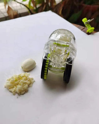Kitchen Convenient Multi-function Small Tools Roller Garlic Chopper Manual Quick Ginger Masher Kitchen Practical Gadgets - Problems Solved