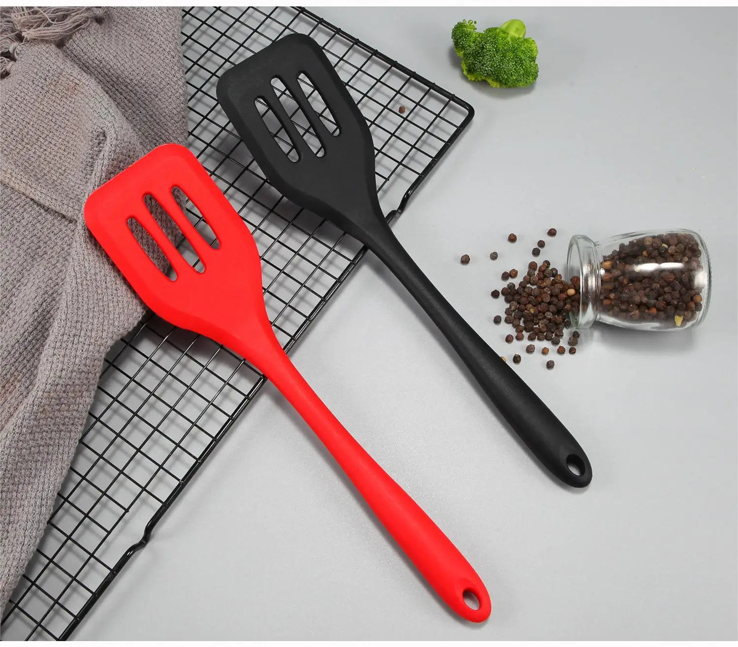 Kitchen Silicone Turners Gadgets Spatula Egg Fish Frying Pan - Problems Solved