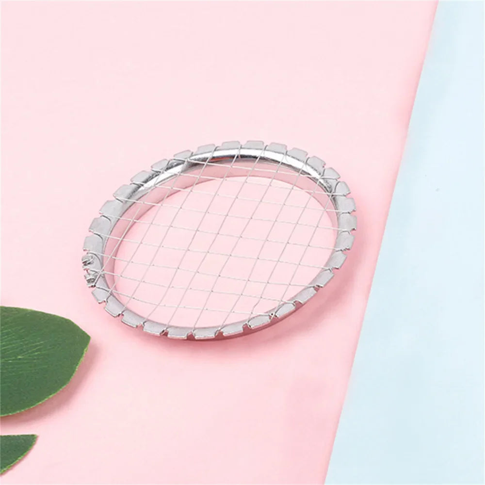 Kitchen Accessories Cutter Grid Vegetable Salad Egg Cuter - Problems Solved